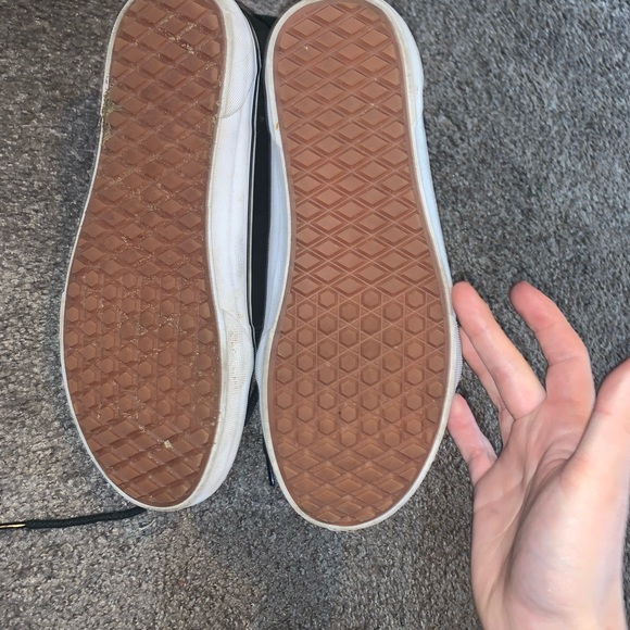 Vans - Picture 4 of 4